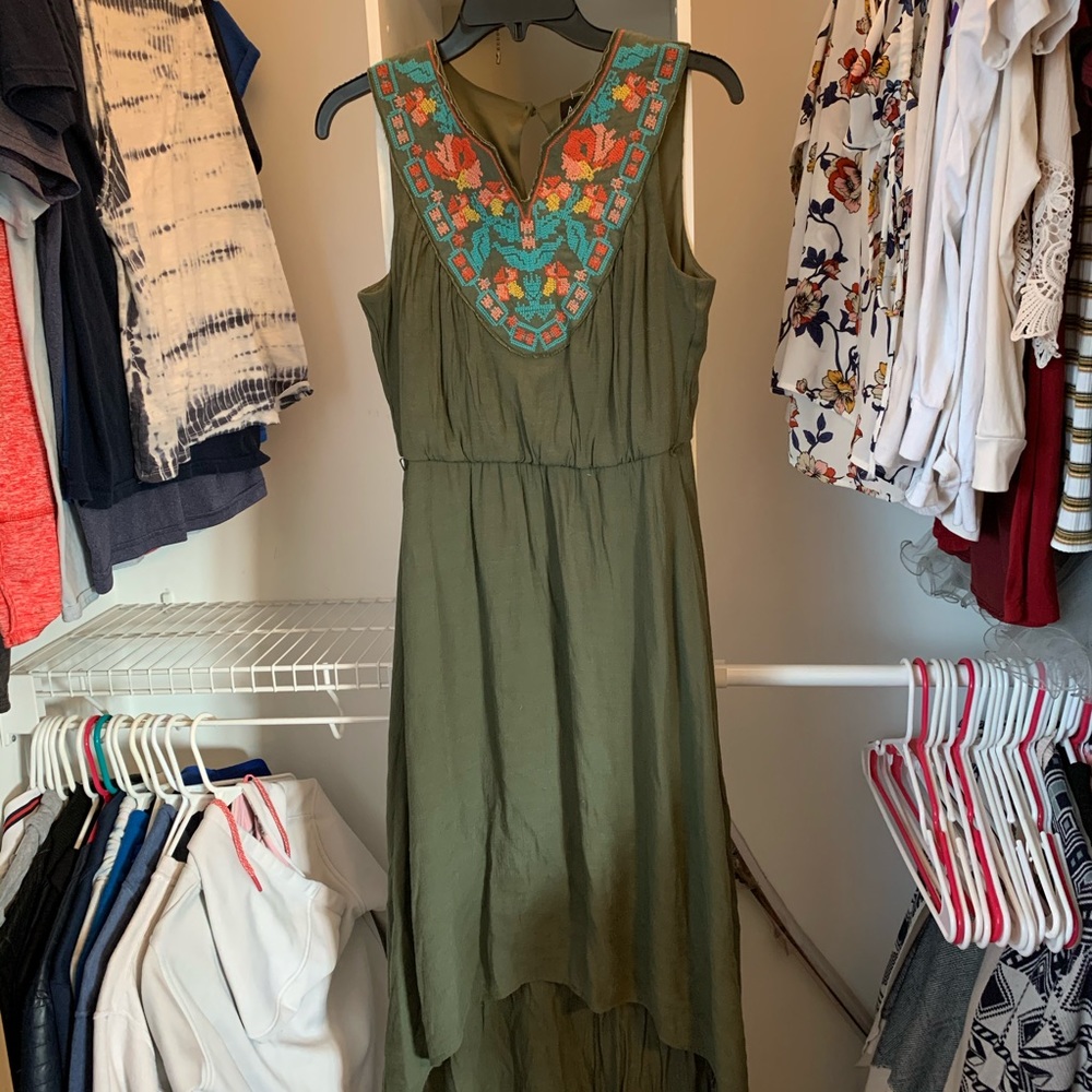 Decorative Bohemian Dress w/ Embroidery